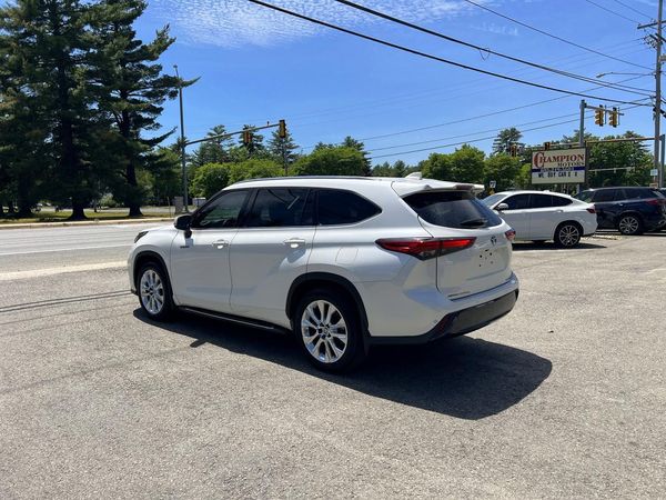 2021 TOYOTA HIGHLANDER
