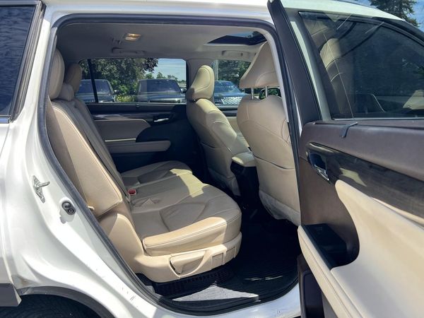 2021 TOYOTA HIGHLANDER