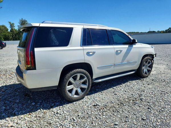 2015 CADILLAC ESCALADE Premium — PSRA
