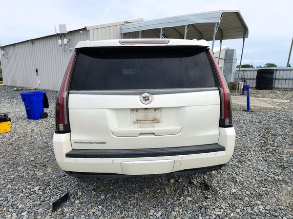 2015 CADILLAC ESCALADE Premium — DIRR