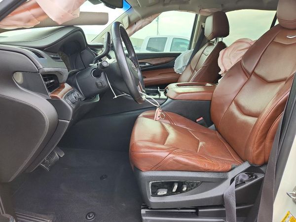 2015 CADILLAC ESCALADE Premium — DENT