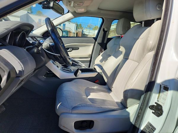 2016 LAND ROVER RANGEROVER SE — DENT