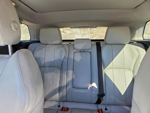 2016 LAND ROVER RANGEROVER SE — SUVN