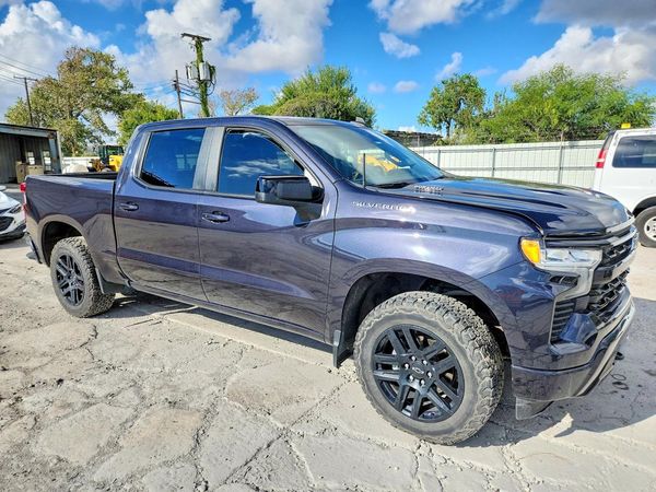 2024 CHEVROLET SILVERADO RST — Passenger 3/4