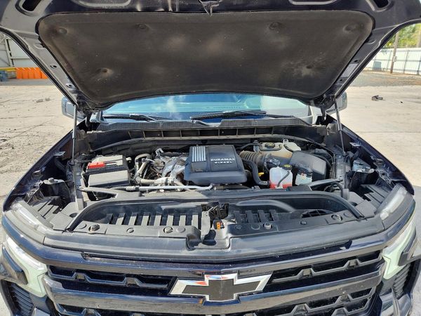 2024 CHEVROLET SILVERADO RST — Engine bay