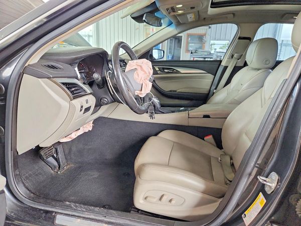2017 CADILLAC CTS Luxury — DENT