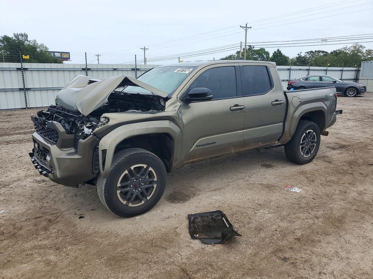 2024 TOYOTA TACOMA — Front 3/4