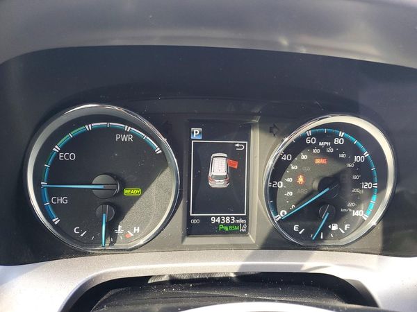 2017 TOYOTA RAV4 Ltd Hybrid — ODOM