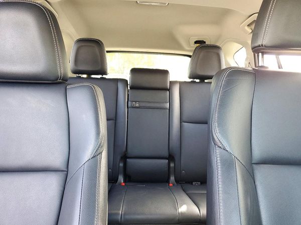 2017 TOYOTA RAV4 Ltd Hybrid — SUVN