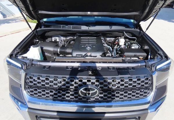 2021 TOYOTA TUNDRA SR5 grade