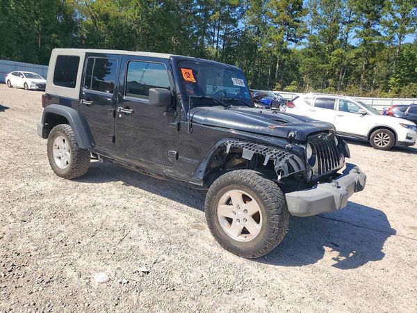 2014 JEEP WRANGLER Rubicon — Passenger 3/4