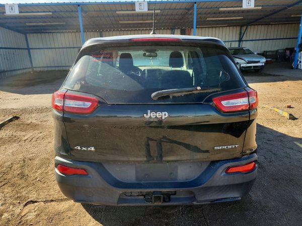 2016 JEEP CHEROKEE Sport — DIRR
