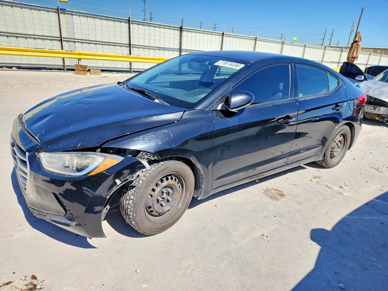 2017 HYUNDAI ELANTRA SE Base — Front 3/4