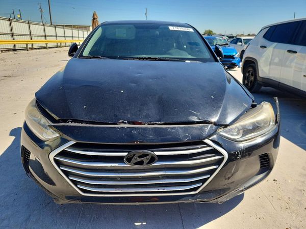 2017 HYUNDAI ELANTRA SE Base — DIRF