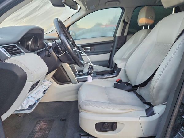2017 LAND ROVER DISCOVERY SPORT SE — DENT