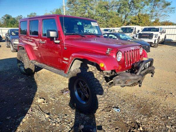 2013 JEEP WRANGLER Sahara — Passenger 3/4