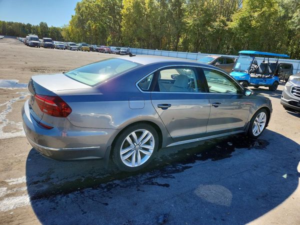 2017 VOLKSWAGEN PASSAT SE — PSRA