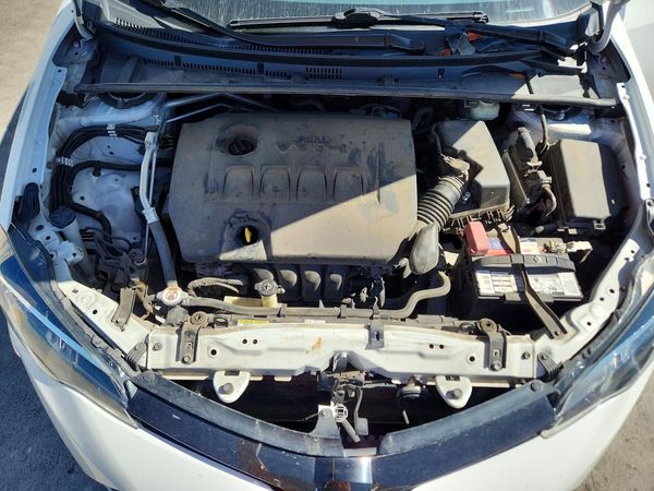 2018 TOYOTA COROLLA L/LE/SE/XLE/XSE — Engine bay