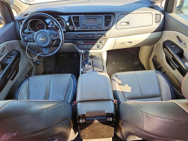 2015 KIA SEDONA GLS - Middle level — CKPT