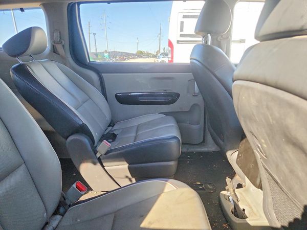 2015 KIA SEDONA GLS - Middle level — PSRS