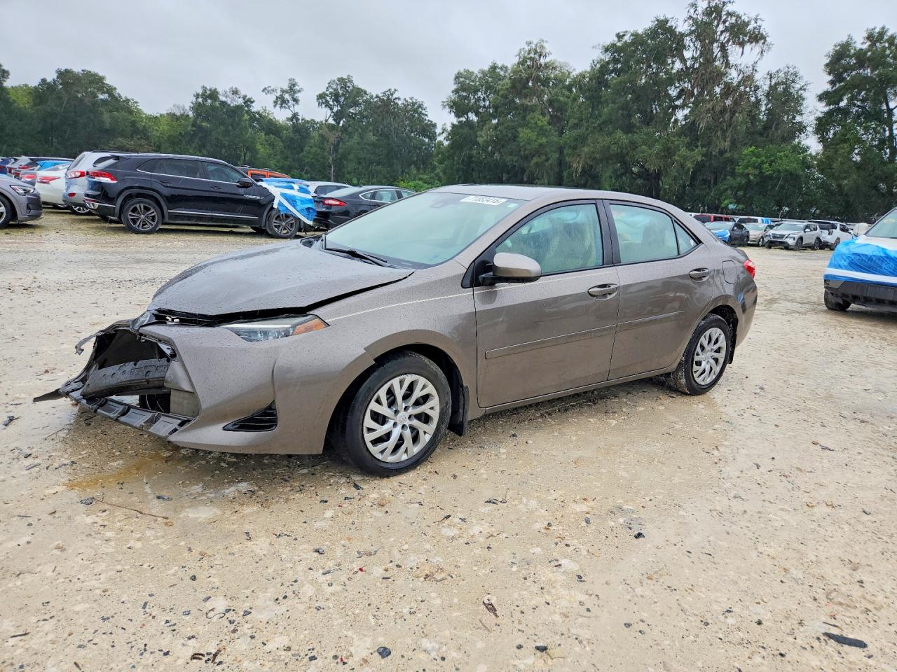 2018 TOYOTA COROLLA L/LE/SE/XLE/XSE — Front 3/4