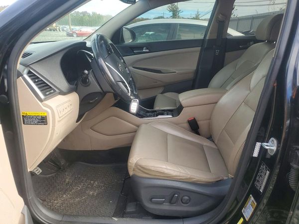 2018 HYUNDAI TUCSON — DENT