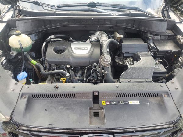 2018 HYUNDAI TUCSON — Engine bay