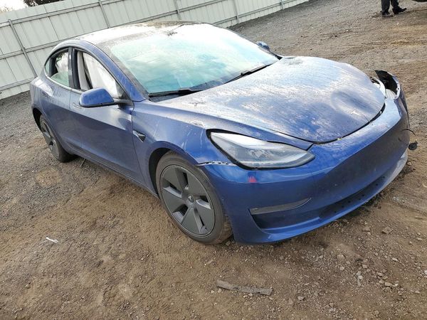 2021 TESLA MODEL 3 — Passenger 3/4