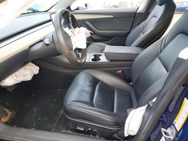 2021 TESLA MODEL 3 — DENT
