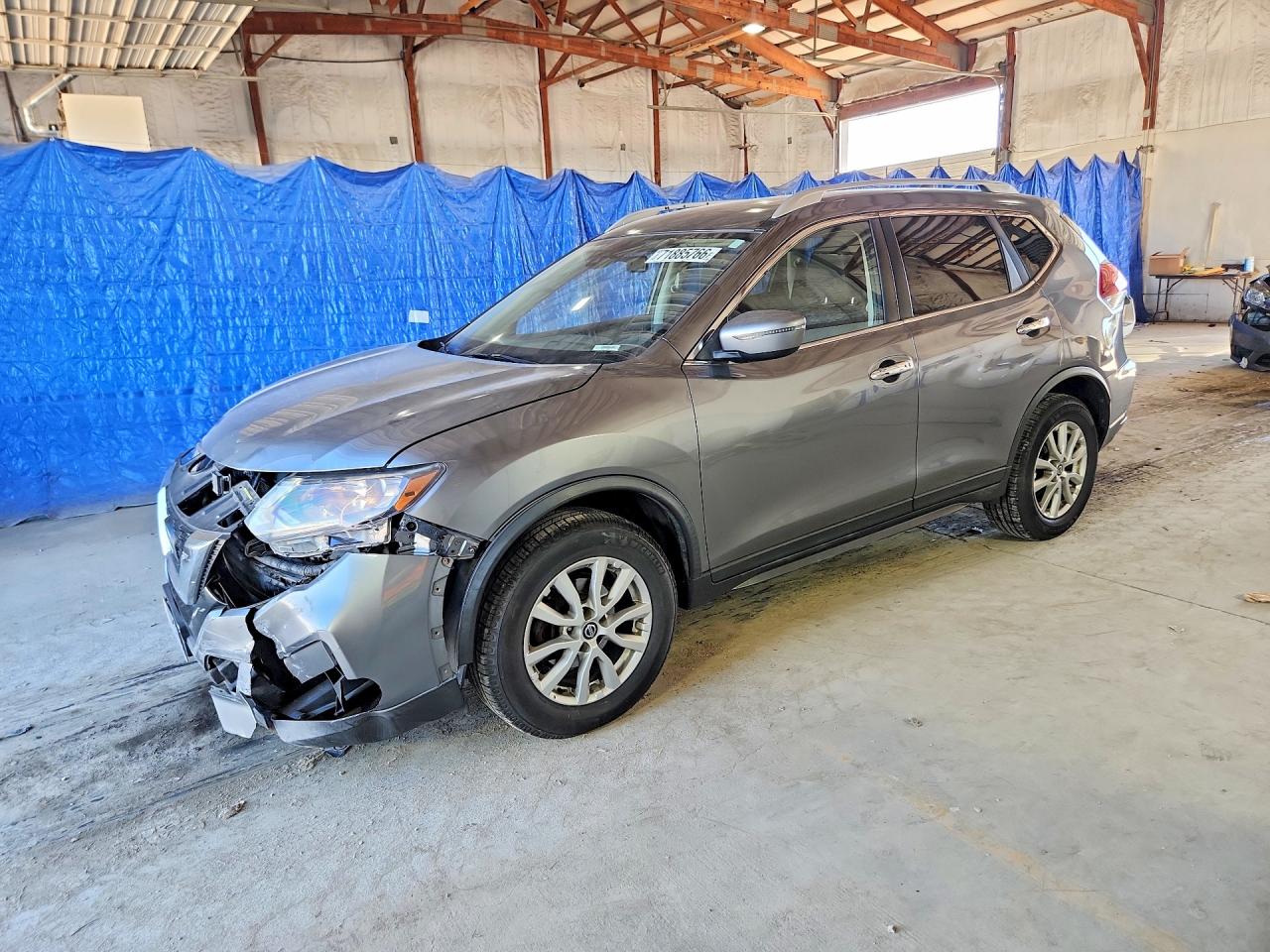 2019 NISSAN ROGUE — Front 3/4