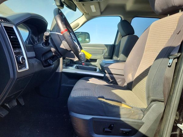 2016 RAM 1500 SLT — DENT