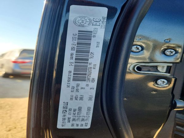 2016 RAM 1500 SLT — VINS