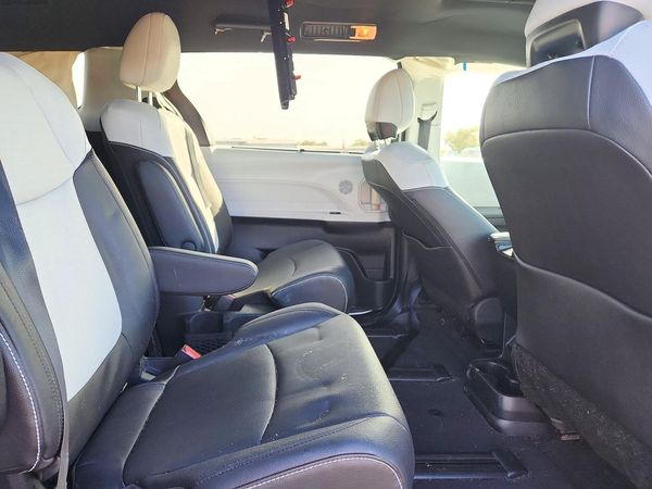 2026 TOYOTA SIENNA XSE — PSRS
