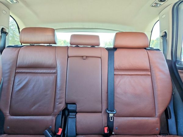 2012 BMW X5 xDrive35i — SUVN