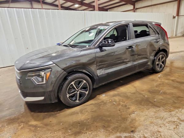 2026 KIA NIRO LX — Front 3/4
