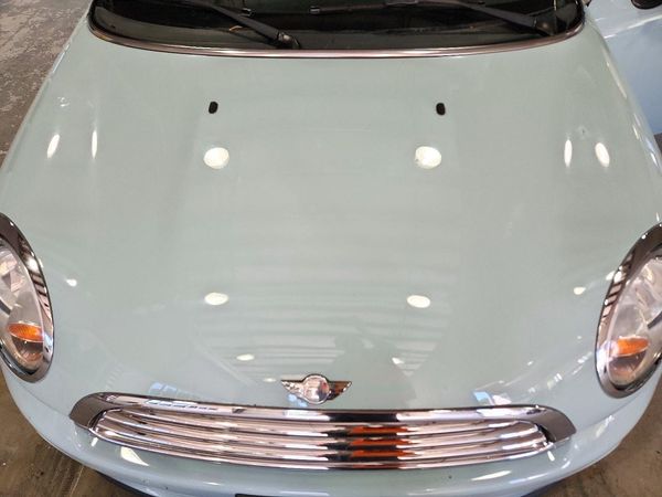 2013 MINI COOPER — Engine bay