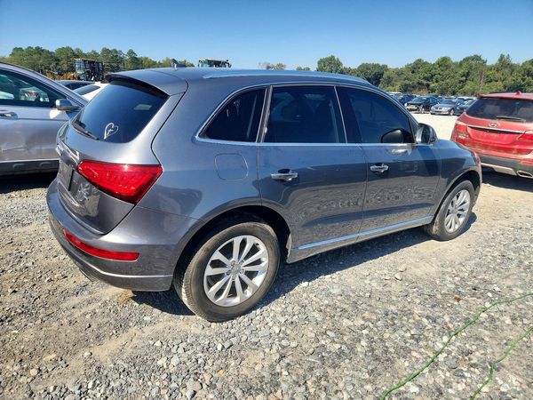 2015 AUDI Q5 Premium Plus — PSRA