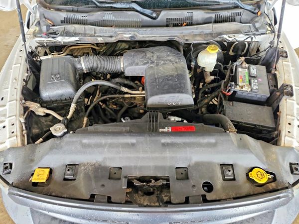 2018 RAM 1500 ST — Engine bay