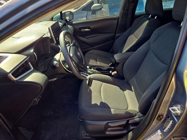 2020 TOYOTA COROLLA LE — DENT