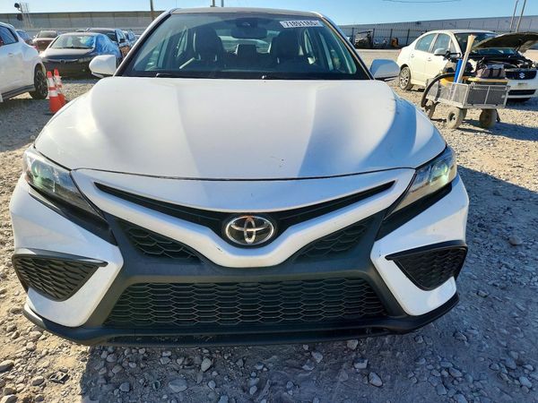 2021 TOYOTA CAMRY SE + Convenient Pkg — DIRF