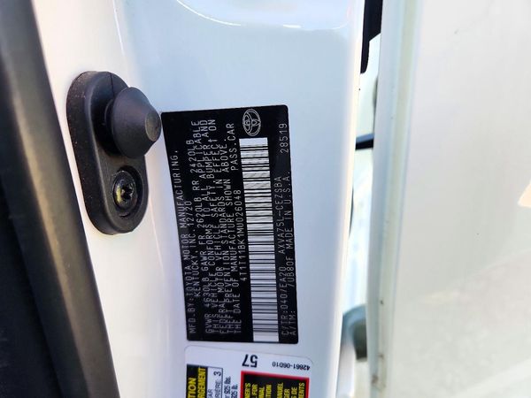 2021 TOYOTA CAMRY SE + Convenient Pkg — VINS