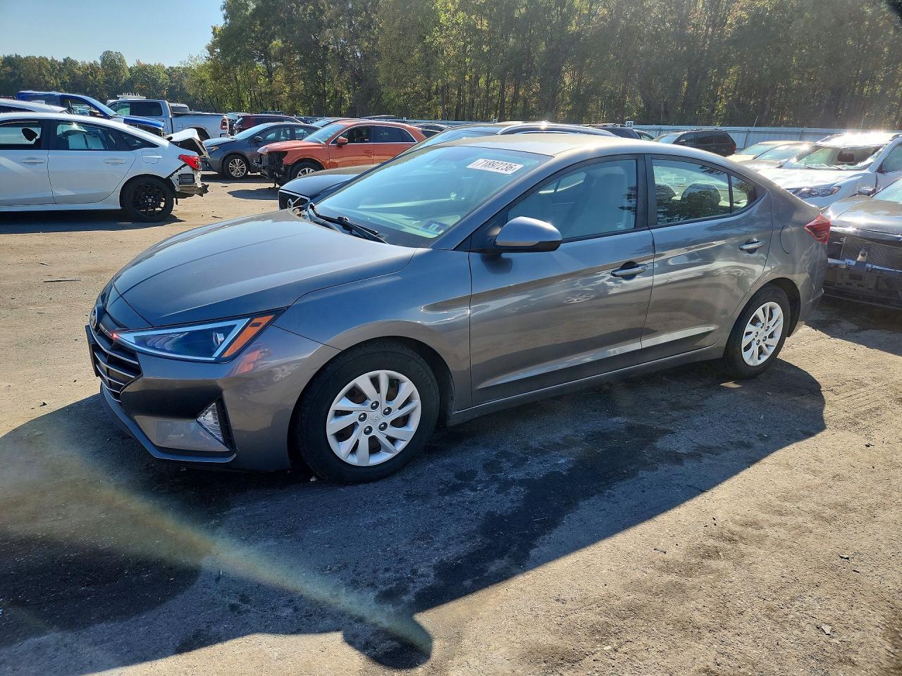 2020 HYUNDAI ELANTRA SE — Front 3/4