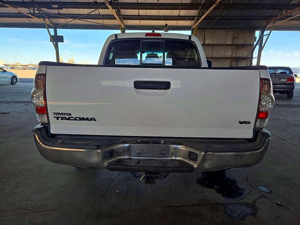 2015 TOYOTA TACOMA Delux Grade — DIRR