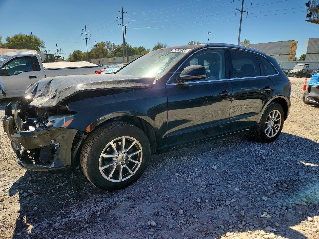 2012 AUDI Q5 Premium Plus — Front 3/4