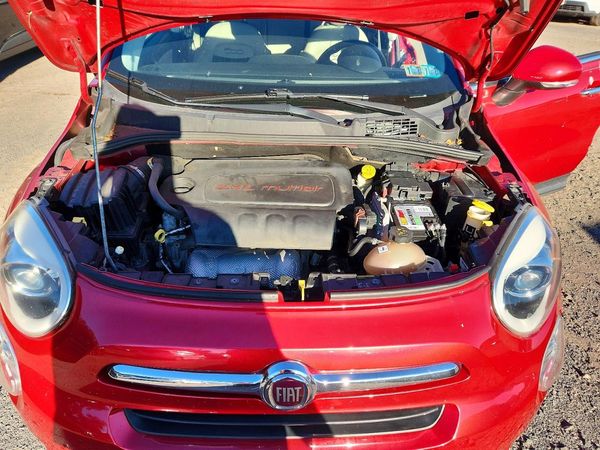 2016 FIAT 500 LOUNGE — Engine bay