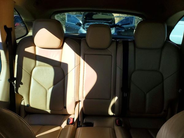 2013 PORSCHE CAYENNE S — SUVN