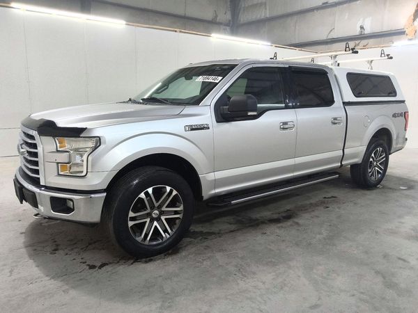 2017 FORD F150 SuperCrew — Front 3/4