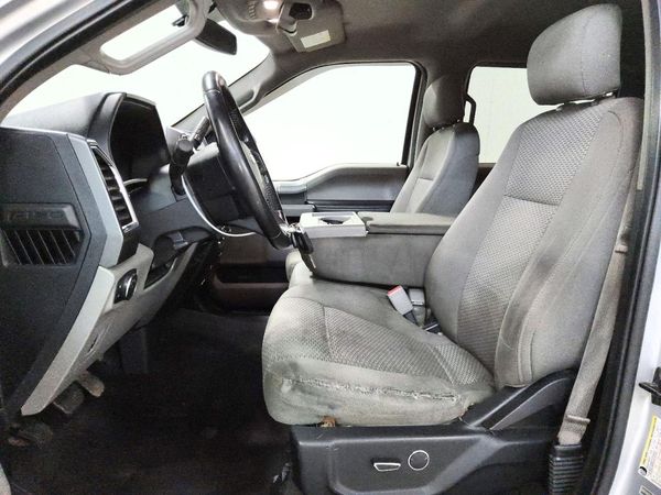 2017 FORD F150 SuperCrew — DENT