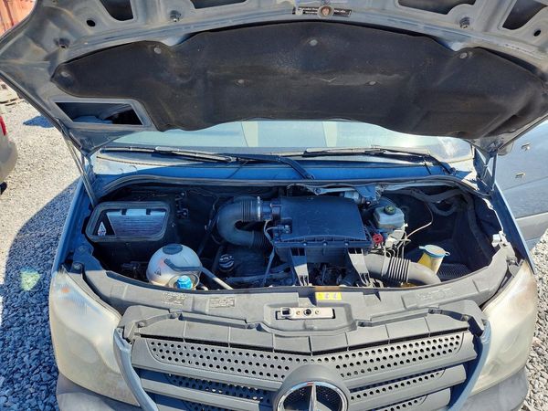 2018 MERCEDES-BENZ SPRINTER — Engine bay
