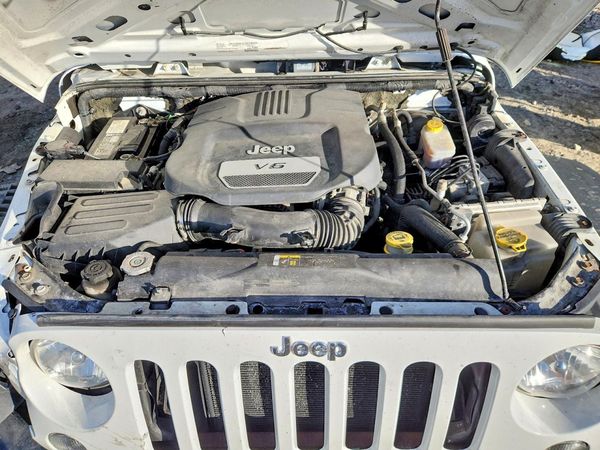 2018 JEEP WRANGLER Sport — Engine bay